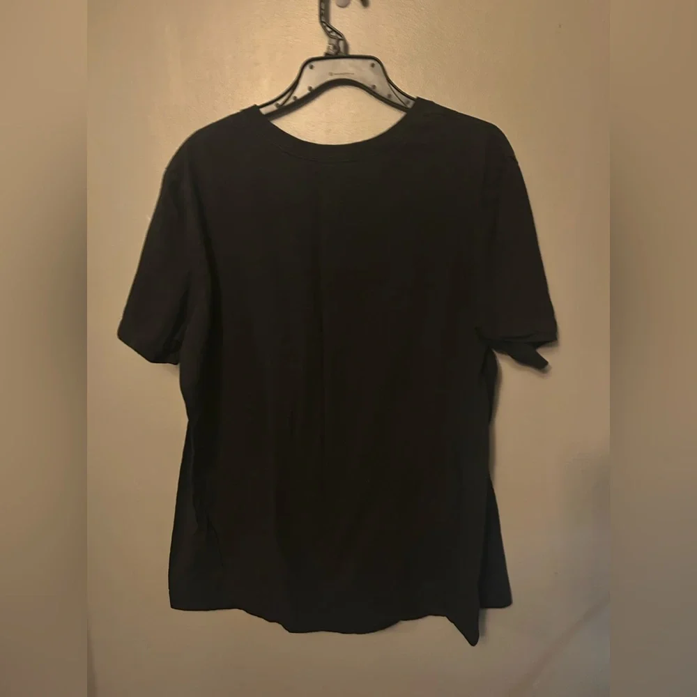 Nike T-Shirt - black round neck chest logo short sleeve